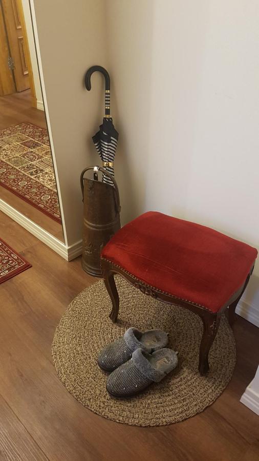 Stories Writer'S Ap 40Sqm Renovated Free Parking Appartement Riga Buitenkant foto