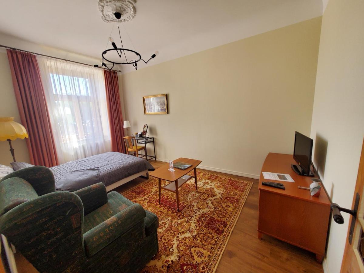 Stories Writer'S Ap 40Sqm Renovated Free Parking Appartement Riga Buitenkant foto